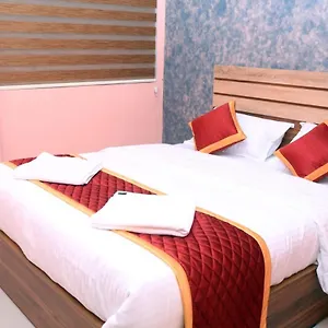 V P Residency Padinjarathara